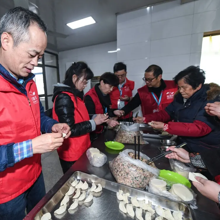 Honhai Company och Foshan District Volunteer Association organiserade en volontäraktivitet